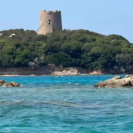 Surf House Mirice * Vignola Mare